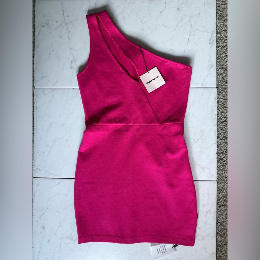 SUPERDOWN Nava Asymmetrical One Shoulder mini dress in hot pink; size small - Picture 2 of 8
